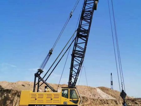 強(qiáng)夯機(jī) 強(qiáng)夯機(jī)