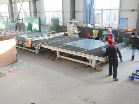 玻璃自動(dòng)切割機(jī)
