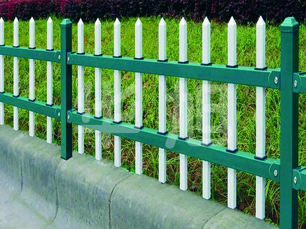 安装草坪护栏的作用