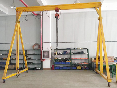 Simple gantry crane