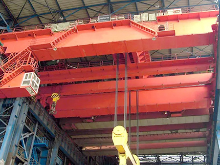Casting crane
