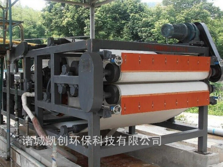 帶式壓濾機(jī)