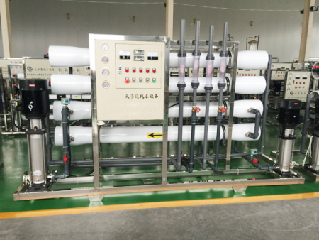 3吨双级大膜壳反渗透设备