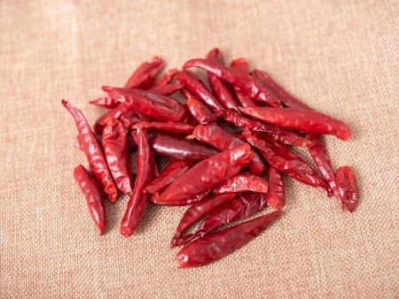 What is the basic principle of dried chilies? What does it have to do with?