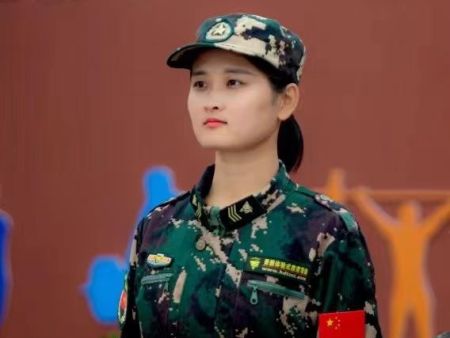 靳浩琪