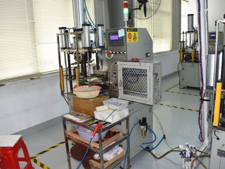 廠房生產(chǎn)設備