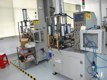 廠房生產(chǎn)設備