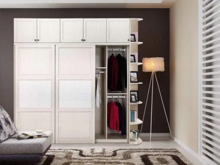 定制衣柜有什么优势呢？