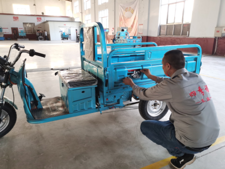 贴花，标识安装