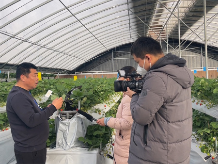 李总电视台采访