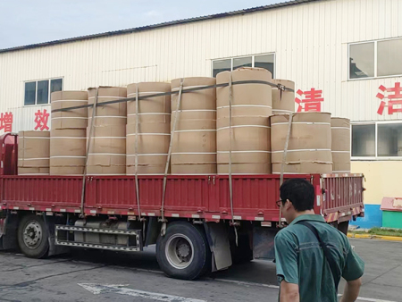 卷筒双胶纸发货啦