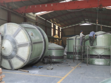 玻璃钢反应釜