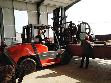 叉車作業現場圖 (9)