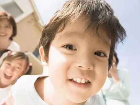 “忽略”自闭症孩子的一些要求，能否降低问题行为