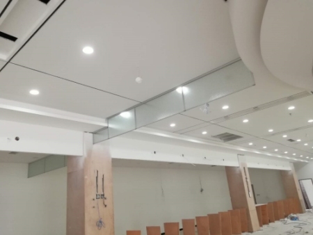 有机玻璃挡烟垂壁