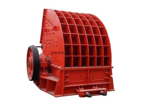 重型锤式破碎机