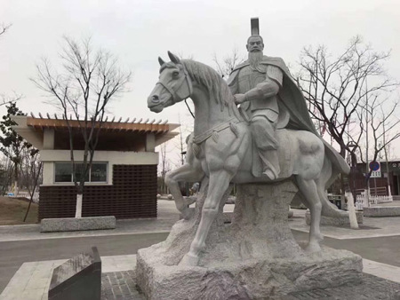 廣場(chǎng)雕塑