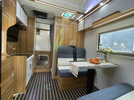 上汽跃进H500-C型旅居车内饰 上汽跃进H500-C型旅居车内饰