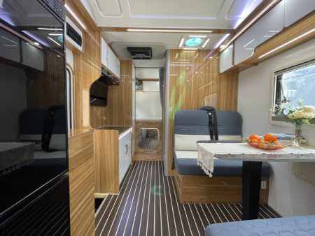 上汽跃进H500-C型旅居车内饰 上汽跃进H500-C型旅居车内饰