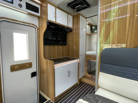 上汽跃进H500-C型旅居车内饰 上汽跃进H500-C型旅居车内饰