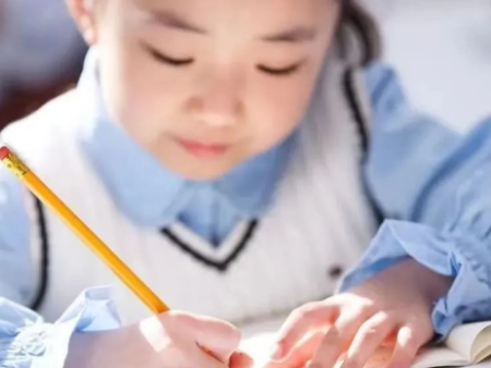 张家口育宝告诉您：特殊儿童康复，医教结合才是科学干预之路