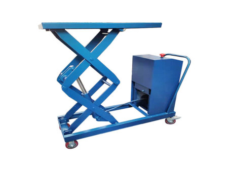 500Kg 1.5米蓄电池升降平台车