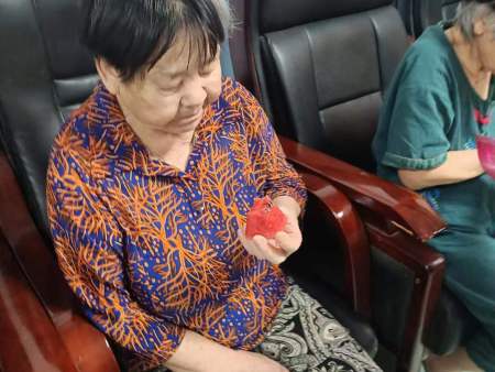 夏日炎炎，西瓜真甜