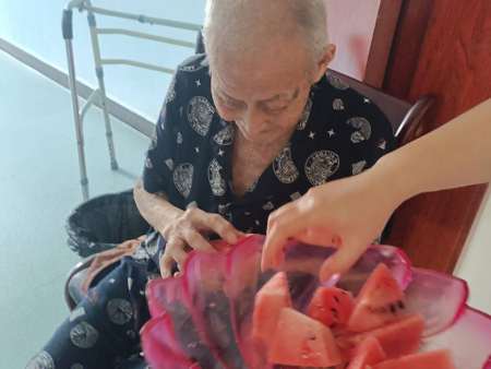 夏日炎炎，西瓜真甜