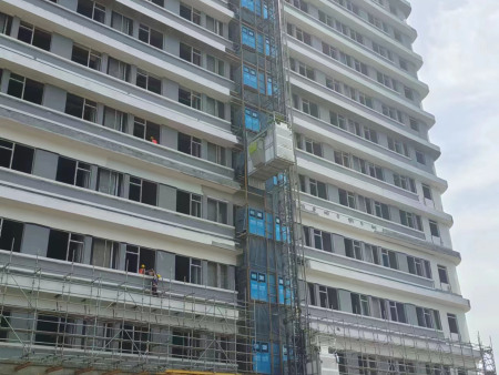 施工電梯的安全標(biāo)準(zhǔn)