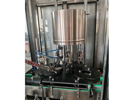 全自动4头铝盖封口机 (2)