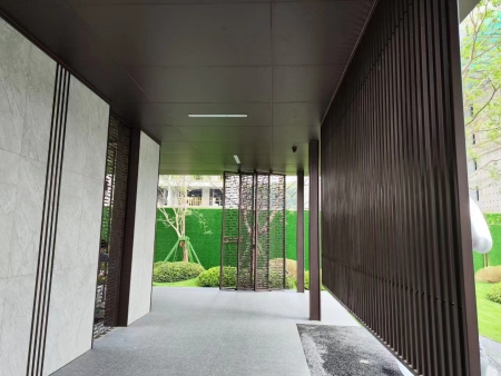 5ff7045b-7e84-48e0-90bf-7df963d9514f