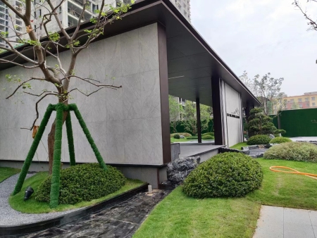 db437537-07f5-4ef1-8767-fc75bc5db618