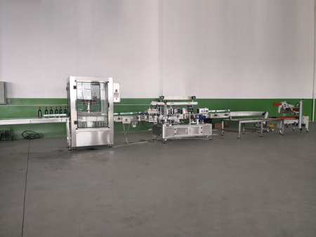 紅酒貼標后道包裝線