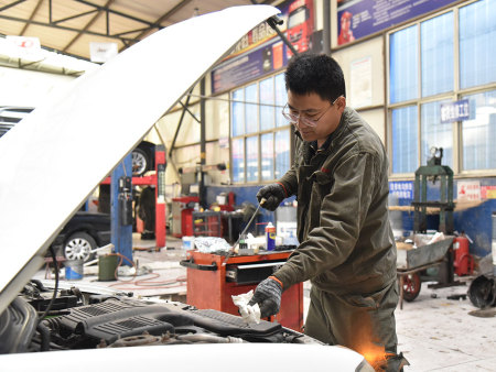 汽车检修保养
