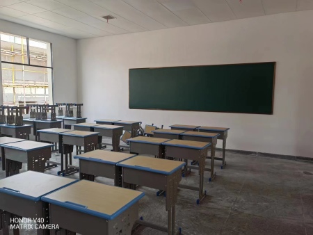 广深航职业学校黑板 广深航职业学校黑板