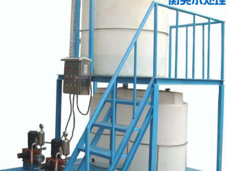 全自动加药装置5