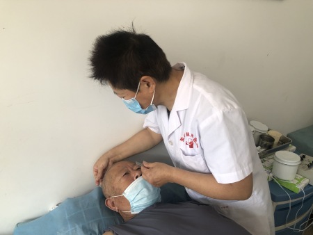 “针灸如何助力偏瘫患者康复？作用机制与临床验证”