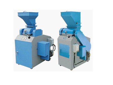 密封锤式破碎缩分机