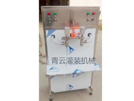 2頭半自動灌裝機