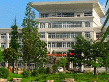 徐州市工业园学校