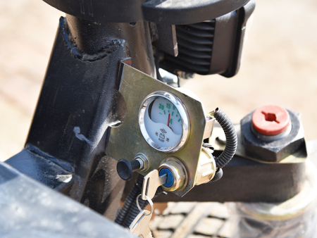 两方甩盘撒粪、撒肥车