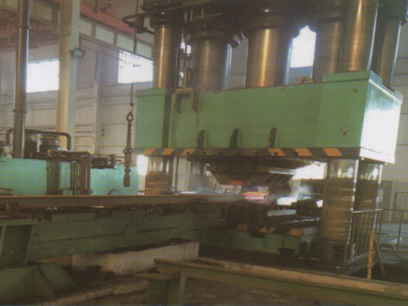 3000 tons forging press