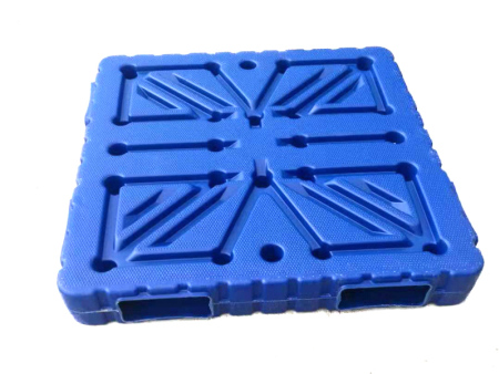 Blow molded double-sided plastic tray