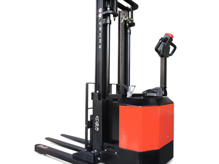 ES14-30WA/ES18-40WA  1.4/1.8吨电动堆高车(宽腿) ES14-30WA/ES18-40WA  1.4/1.8吨电动堆高车(宽腿)