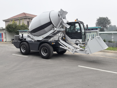 自动上料搅拌车