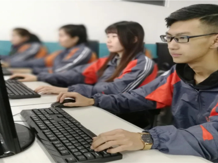 计算机广告制作