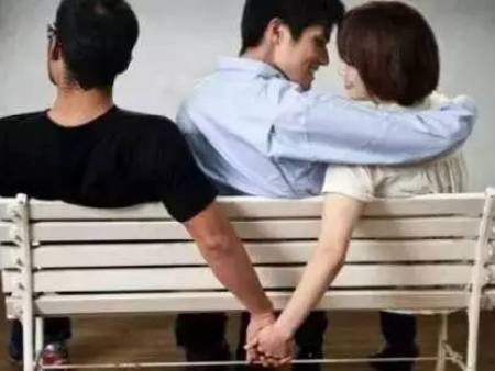 婚外情犯法吗？