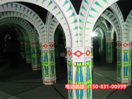 新型镜子迷宫