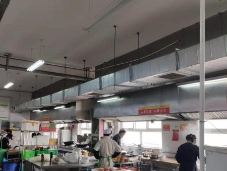 守護(hù)餐飲藍(lán)天，從安裝油煙凈化器開始