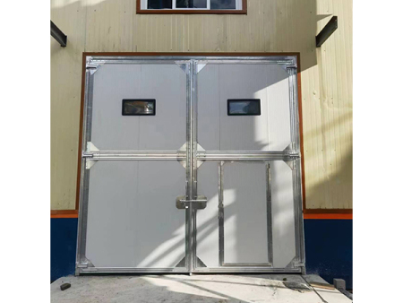 钢制保温平开门